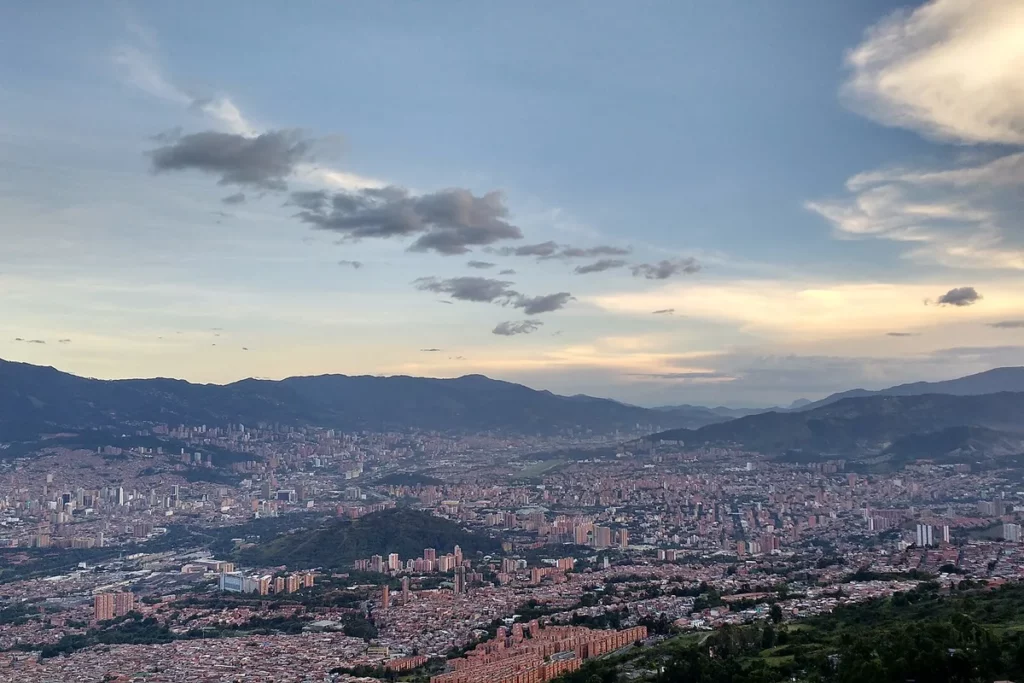 Mudanzas Cartagena a Medellín | 313 699 9426